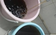 “到处都是臭的！”景德镇停水后游客称上厕所很困扰，复水后市民称放的水像“可乐”，水务公司回应