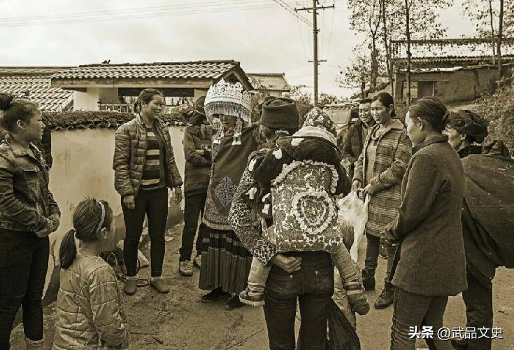 16岁侗家少女被印在人民币上,33年过去了,方知头像是自己